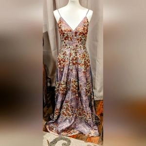 Calvin Klein nude w/ Navy blue lace & copper sequin floral embroidery size 4